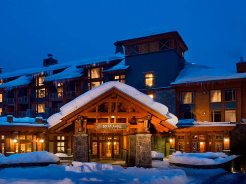 Nita Lake Lodge-Lakeside beauty
