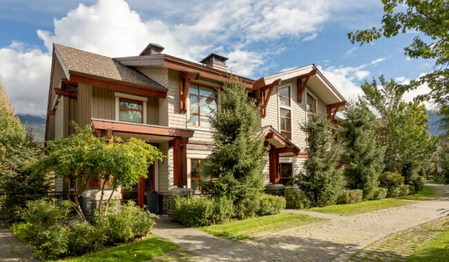 Fitzsimmons Walk luxury townhomes in Whistler, BC