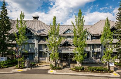 Book your stay at Glacier Lodge in Whistler, BC with Whistler Reservations!