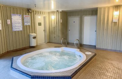 Marketplace Lodge Hot Tub Whistler Reservations