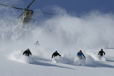 Whistler-Heli-Skiing1