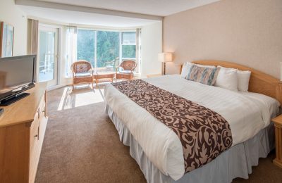 Woodrun Lodge in Whistler, BC. Book your vacation with Whistler Reservations today!