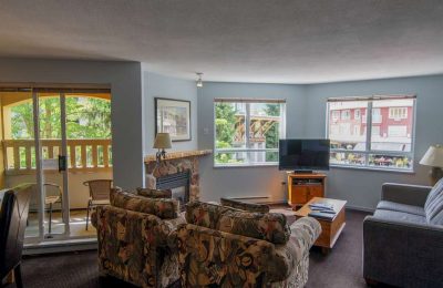 Bear Lodge Family Accommodation Whistler Reservations